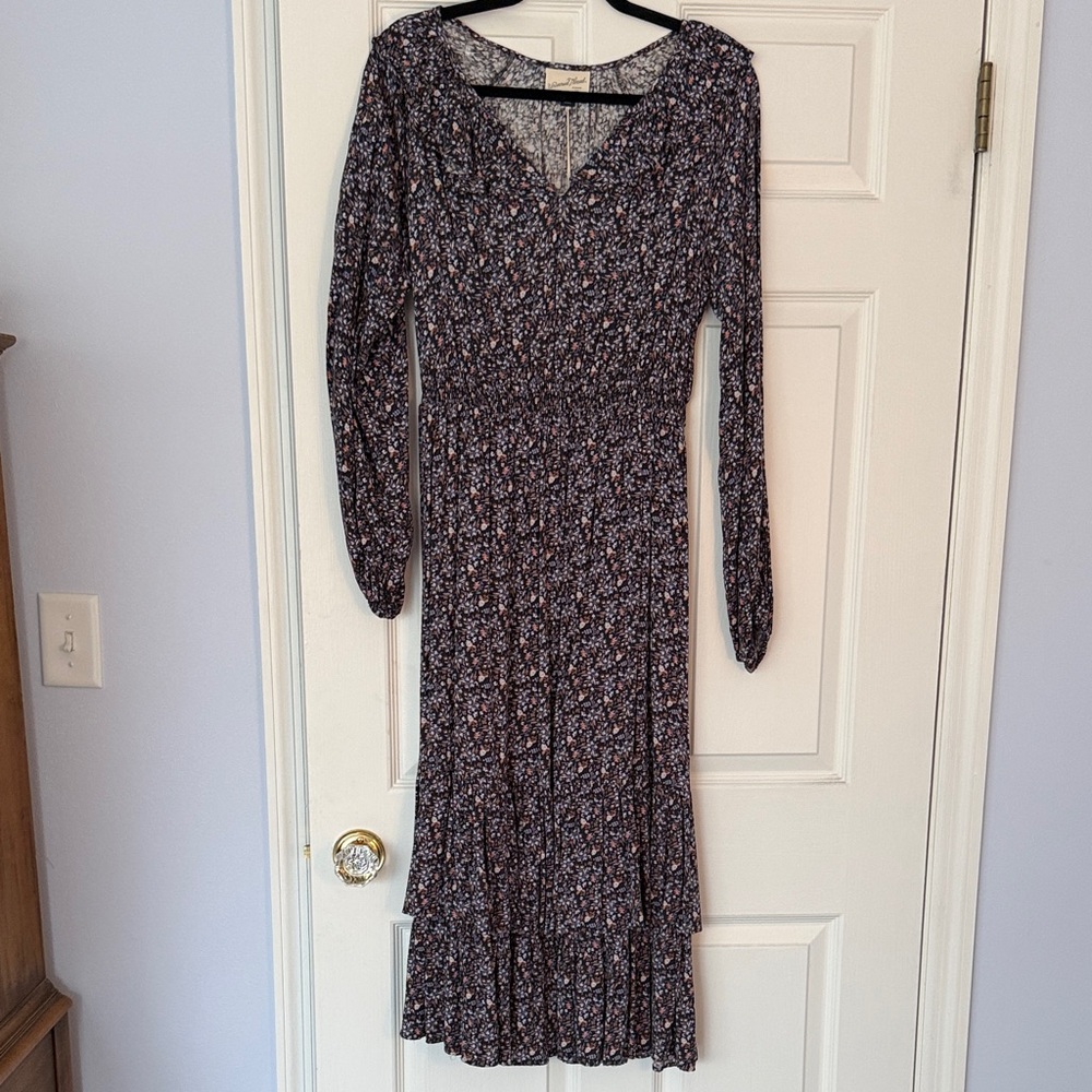 Universal Thread Black Floral Long-Sleeve Midi Dress with Pink Accents